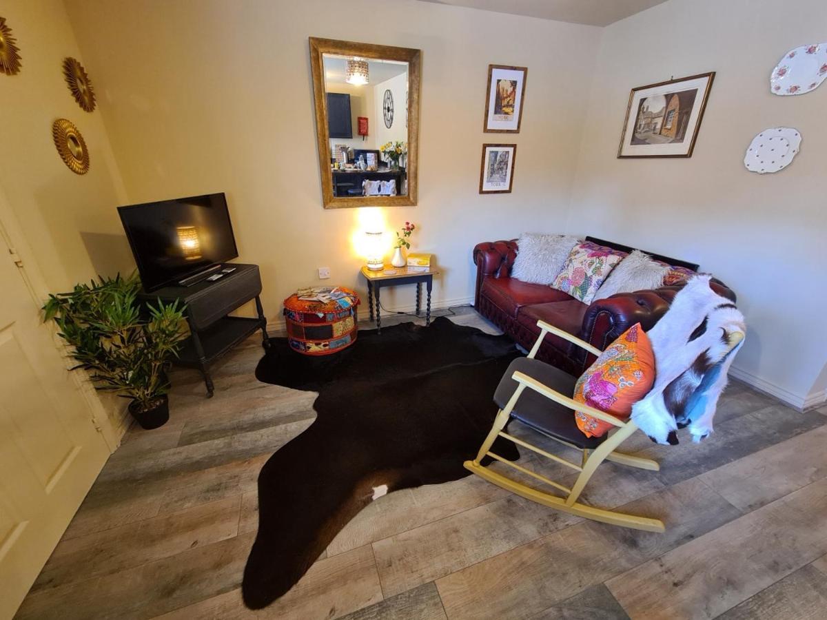 The Shambles By Spires Accommodation A Boho Styled Place To Stay Just 3 Miles From Birches Valley Visitors Centre Cannock Chase Рагли Экстерьер фото
